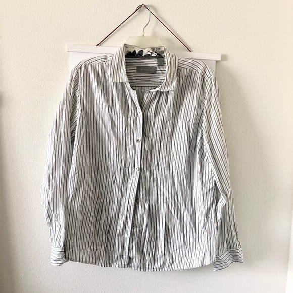 Liz Claiborne Tops - Liz Claiborne Stripe Button Down shirt blouse A